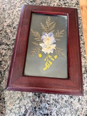 Vintage jewelry box